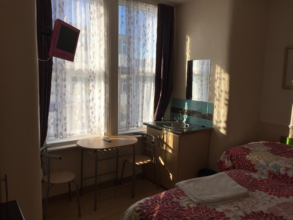 Mount Mellory Hotel 2*