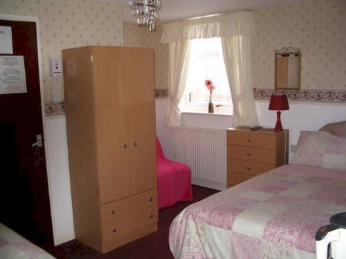 Thornhill 3* Blackpool