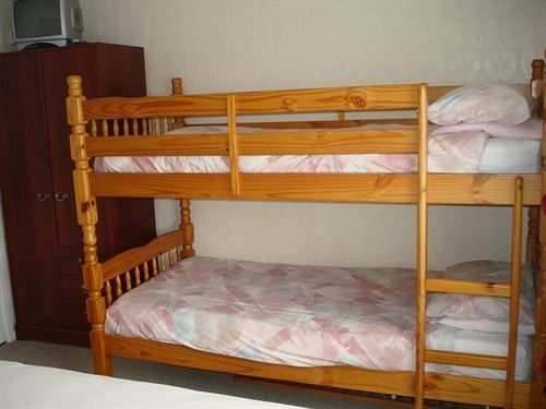 The Sandalwood - Couples Only 3*