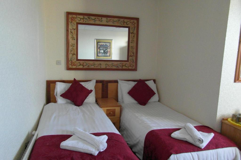 Hotel Gainsborough And Bar 3*