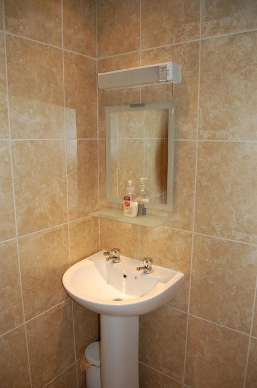 The Trafford Hotel 3*