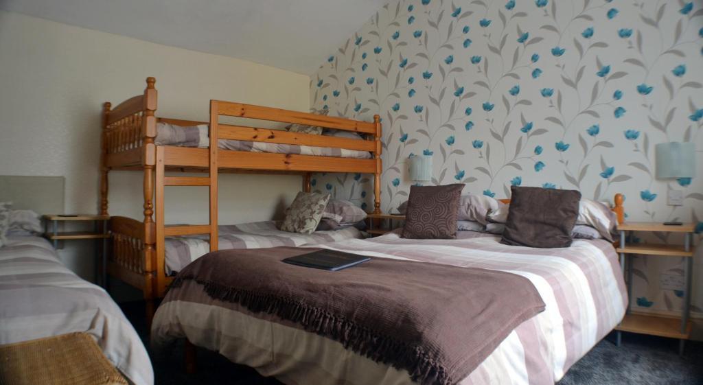 Moorbank House 3* Blackpool