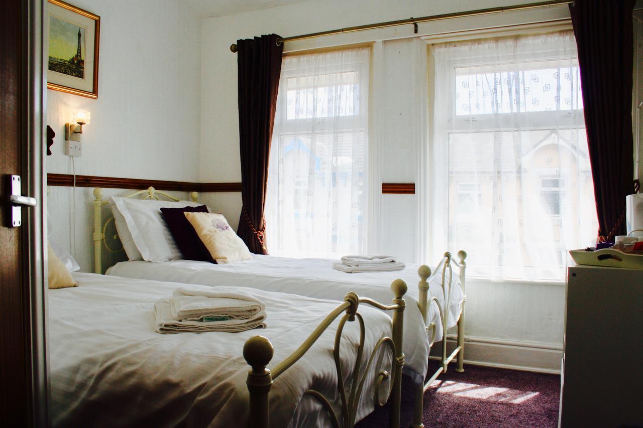 Bed & Breakfast No 34