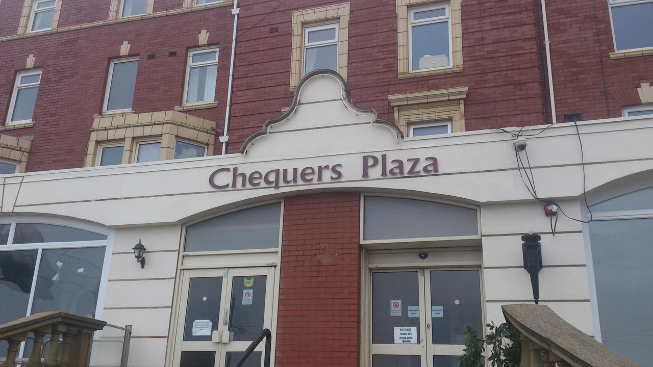 Chequers Plaza