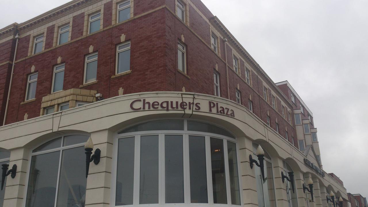 Chequers Plaza 2* Blackpool