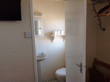 Hotel Cowley