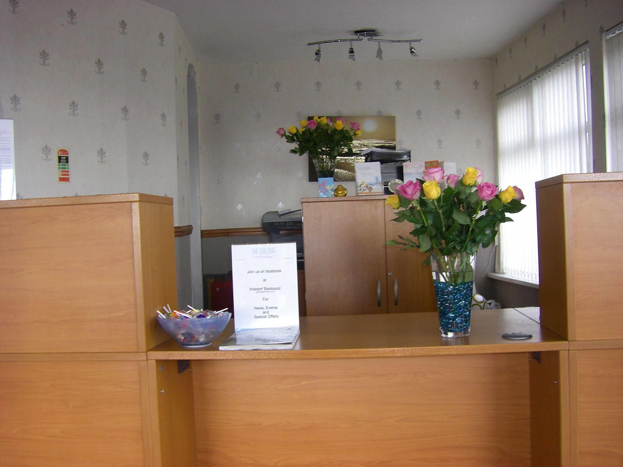 The Waldorf - Near Pleasure & Sandcastle Hotel Blackpool