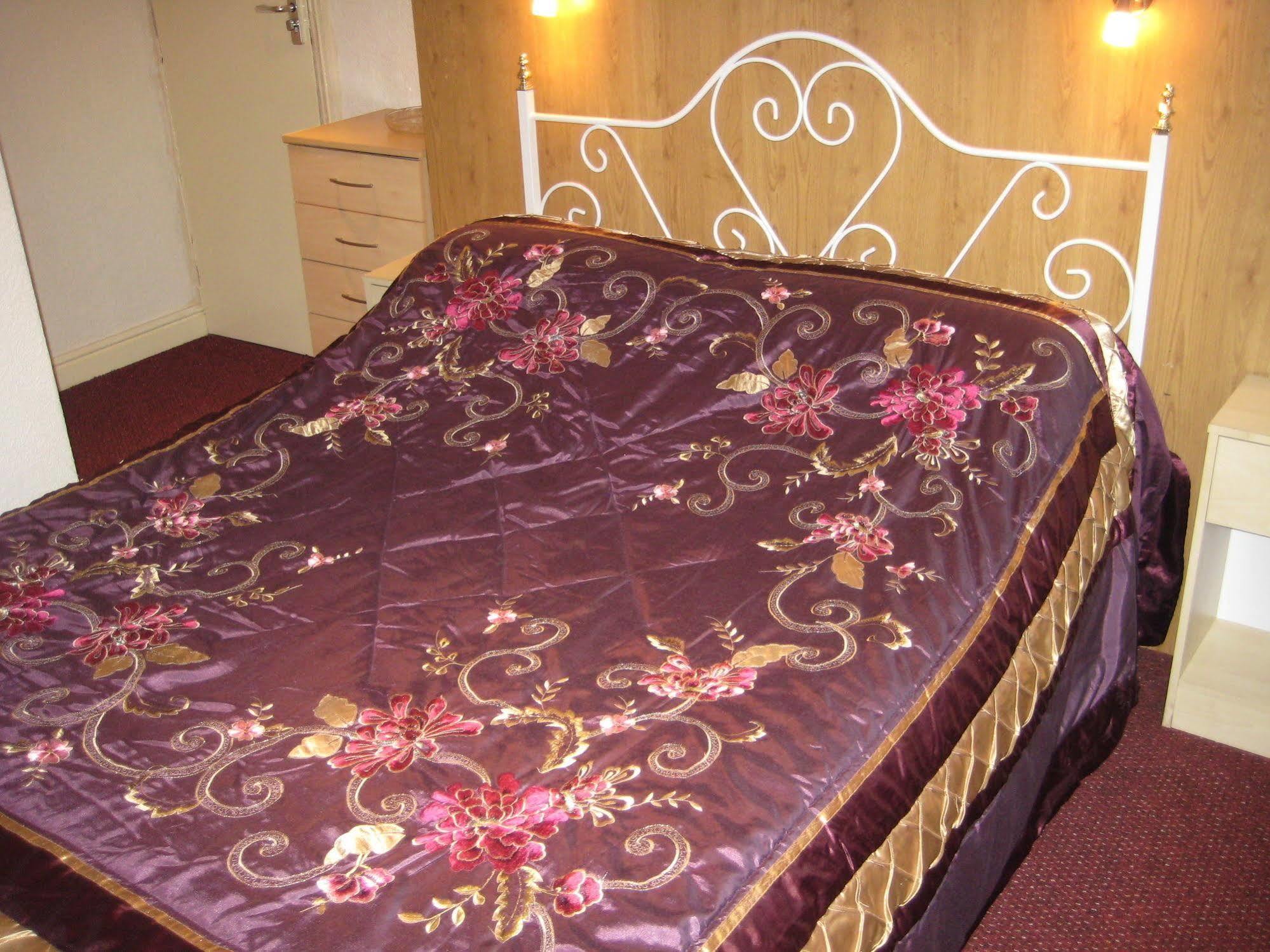 Cavendish 3* Blackpool