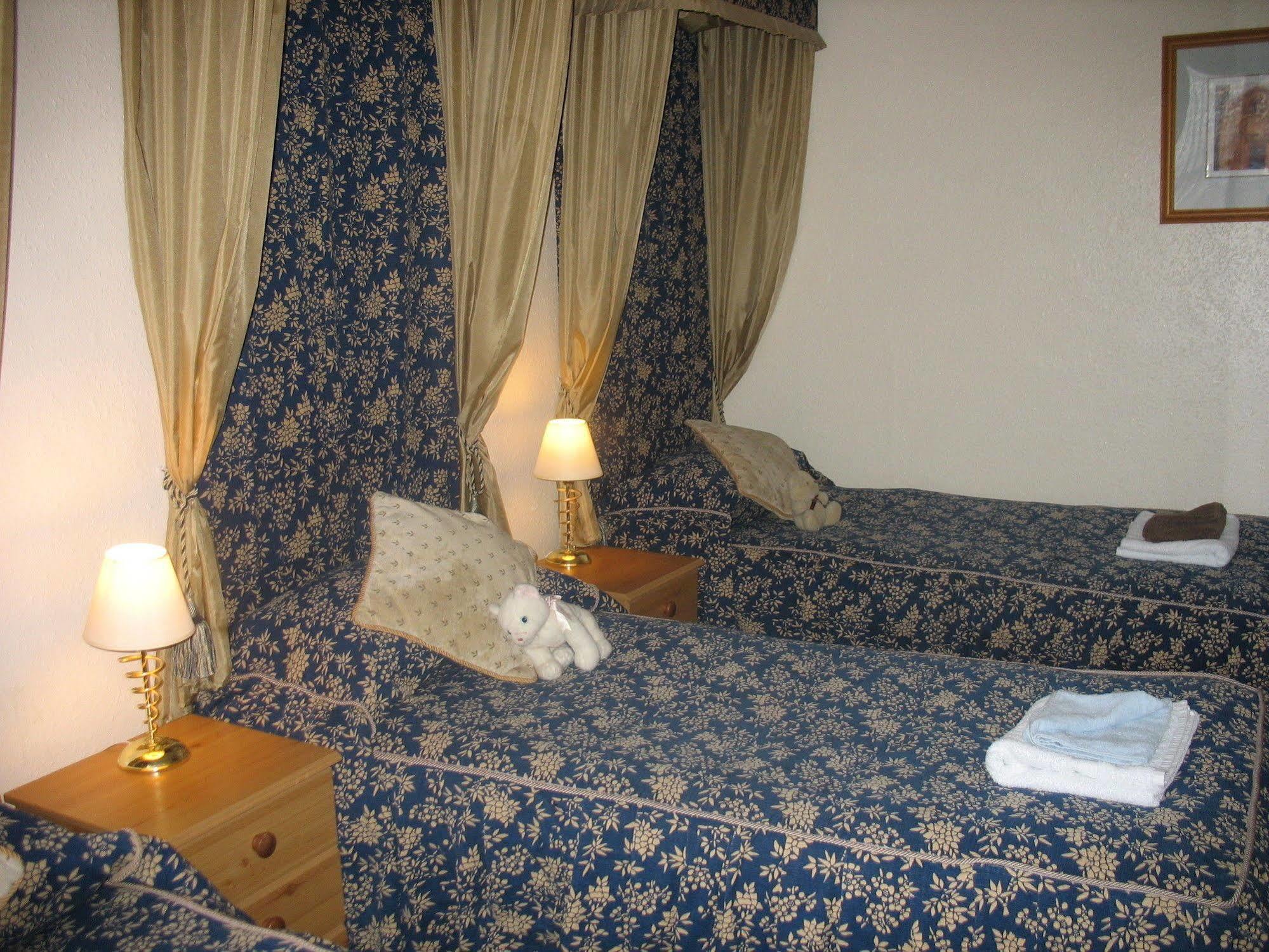 Rubens Hotel 2*