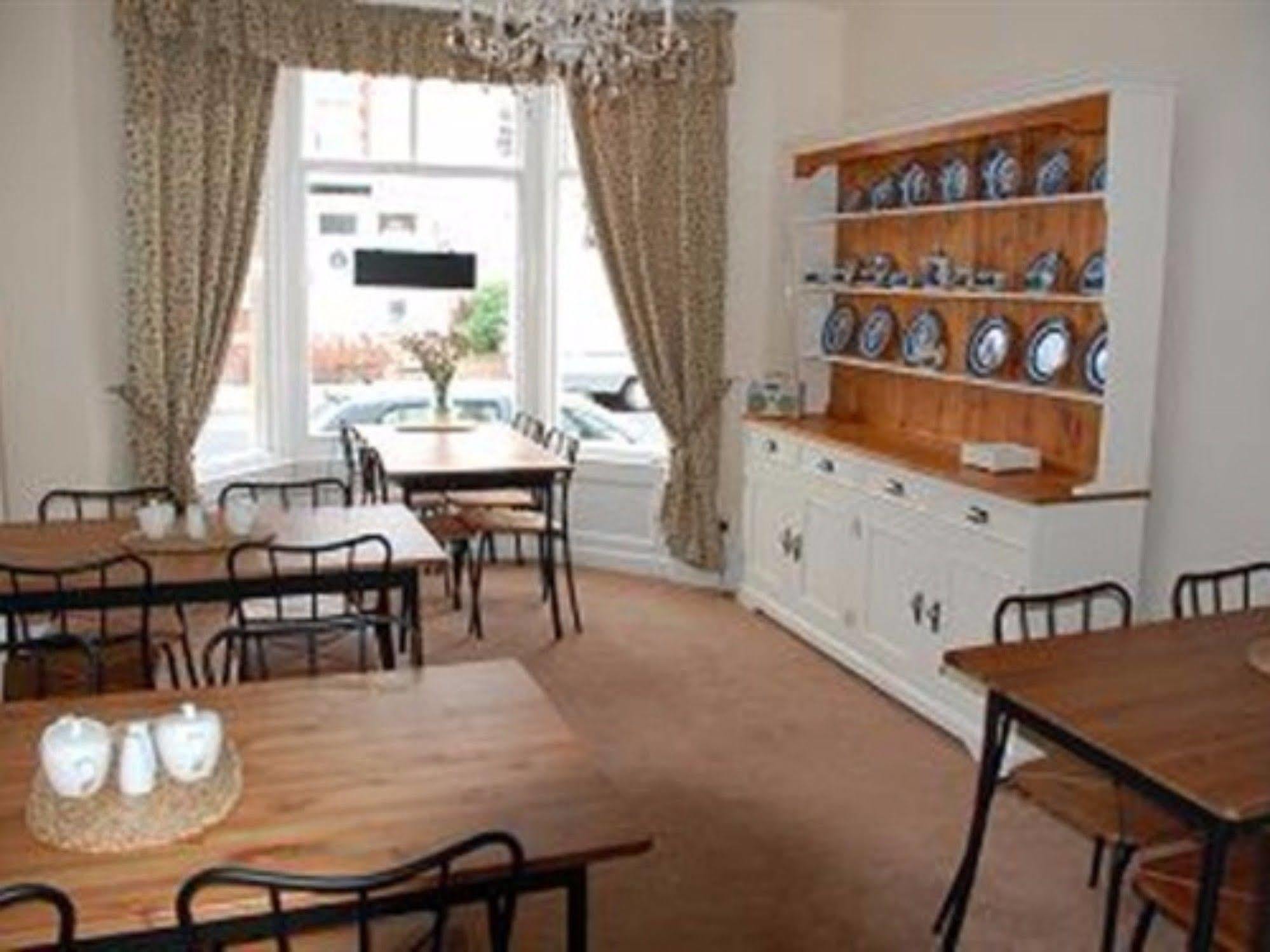 Bed & Breakfast Eden House