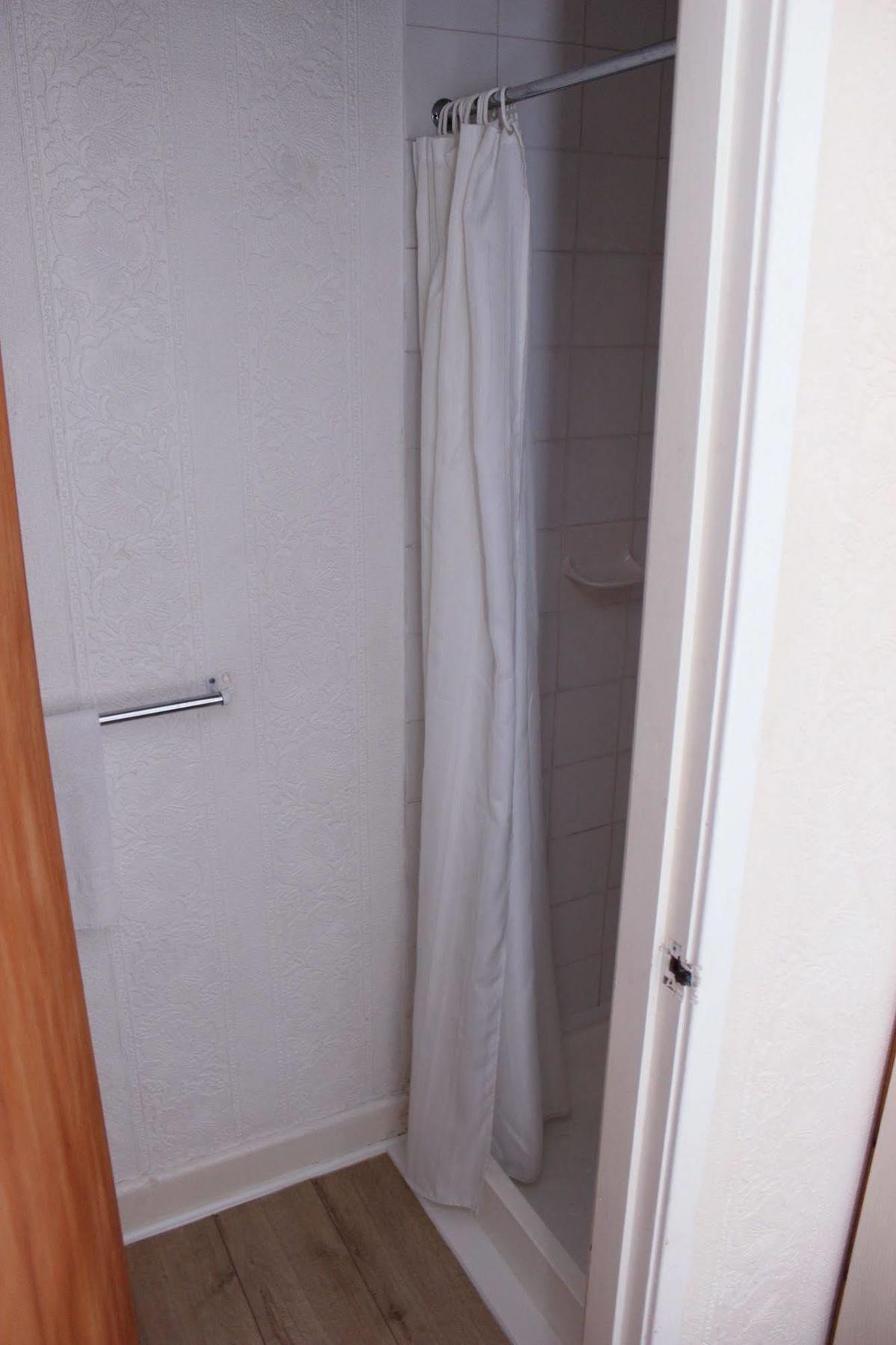 Hotel The Colwyn - Near Pleasure