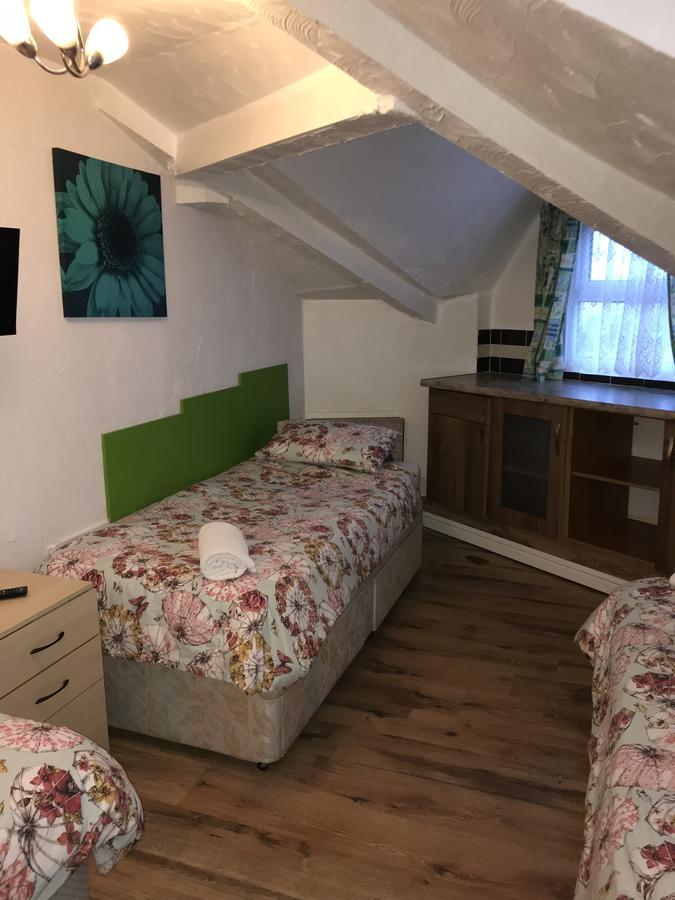 Hotel Mount Mellory 2*