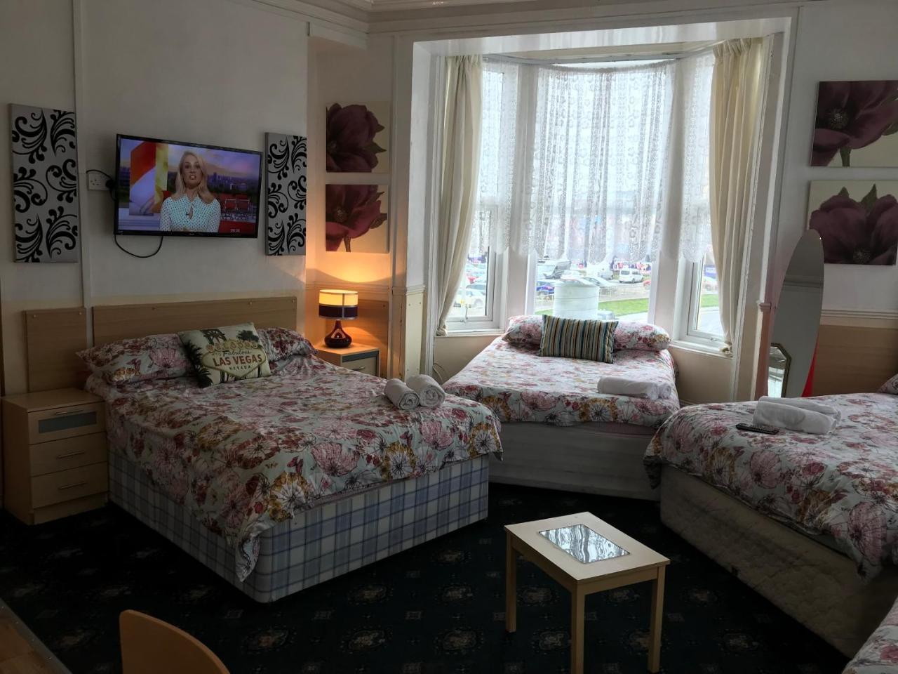 Hotel Mount Mellory 2*