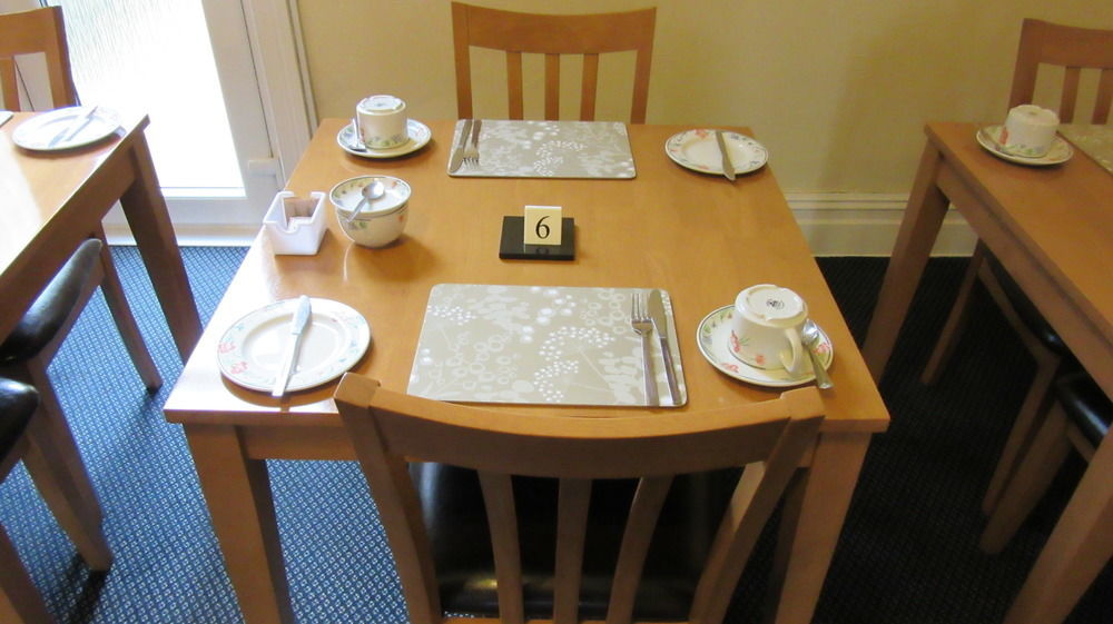 Bed & Breakfast The Waverley Blackpool