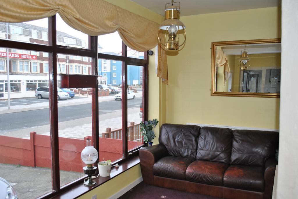 Broadway Hotel Blackpool