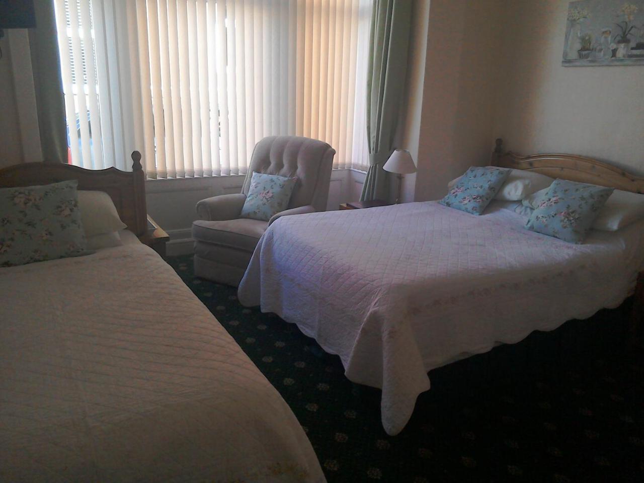 Eden House 3* Blackpool