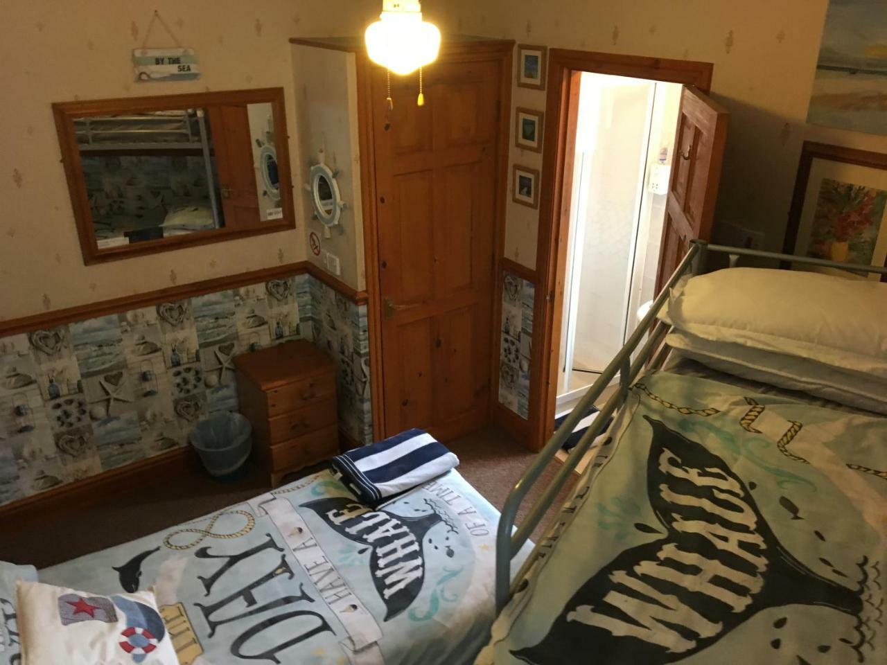 Pine Bed & Breakfast *