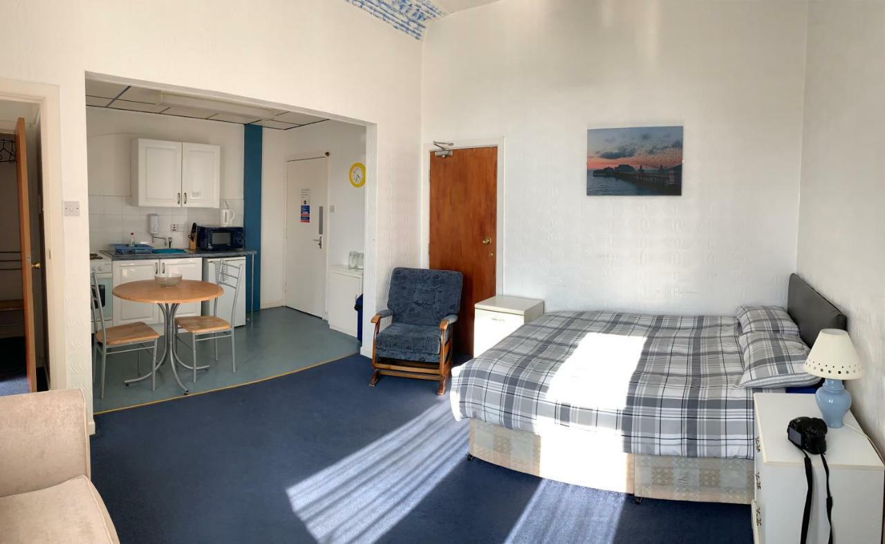 Beeton Villas Holiday Apartment Blackpool