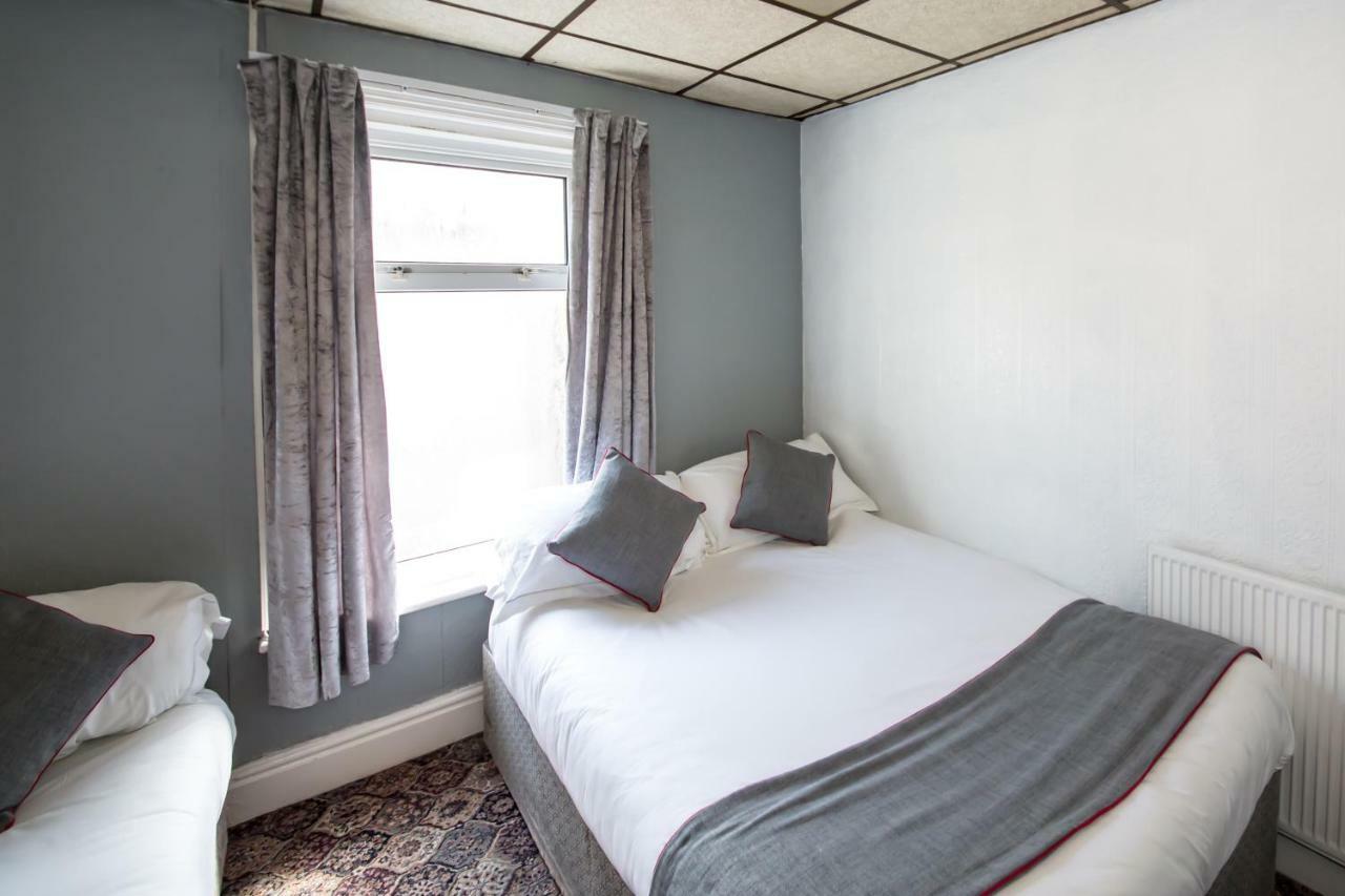 Myroomz Silver Hotel