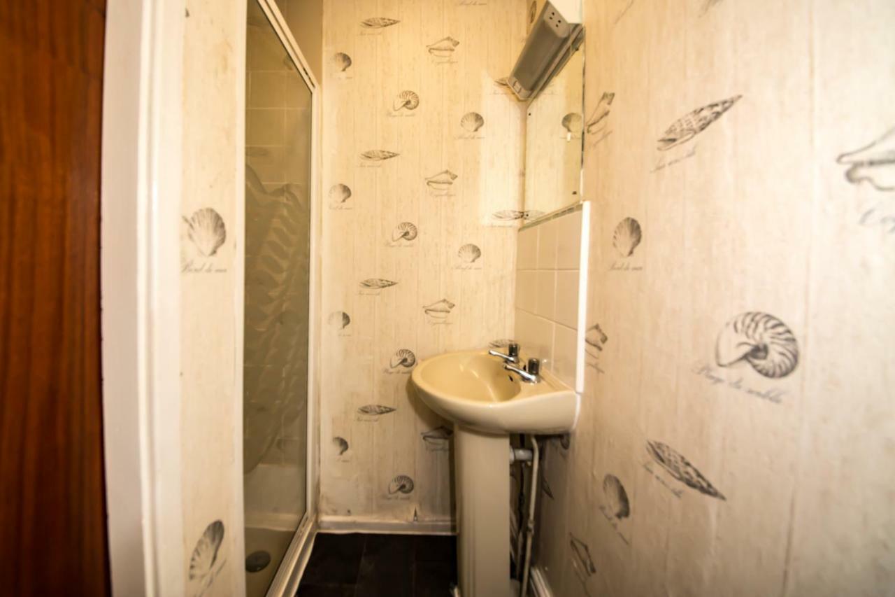 Myroomz Silver