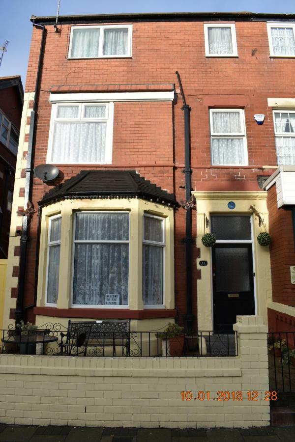 Three Piers Guest house Blackpool