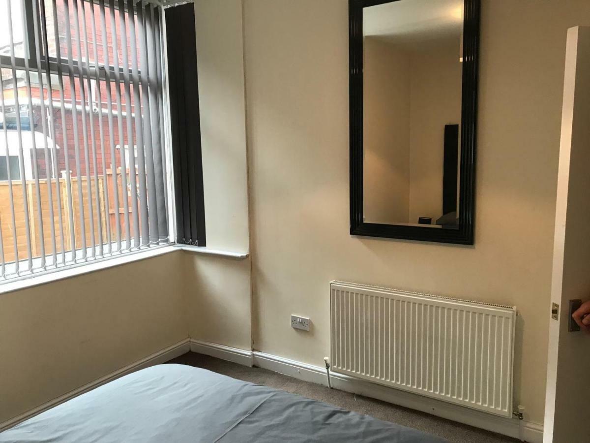 Apartment With Tower View 2 Blackpool