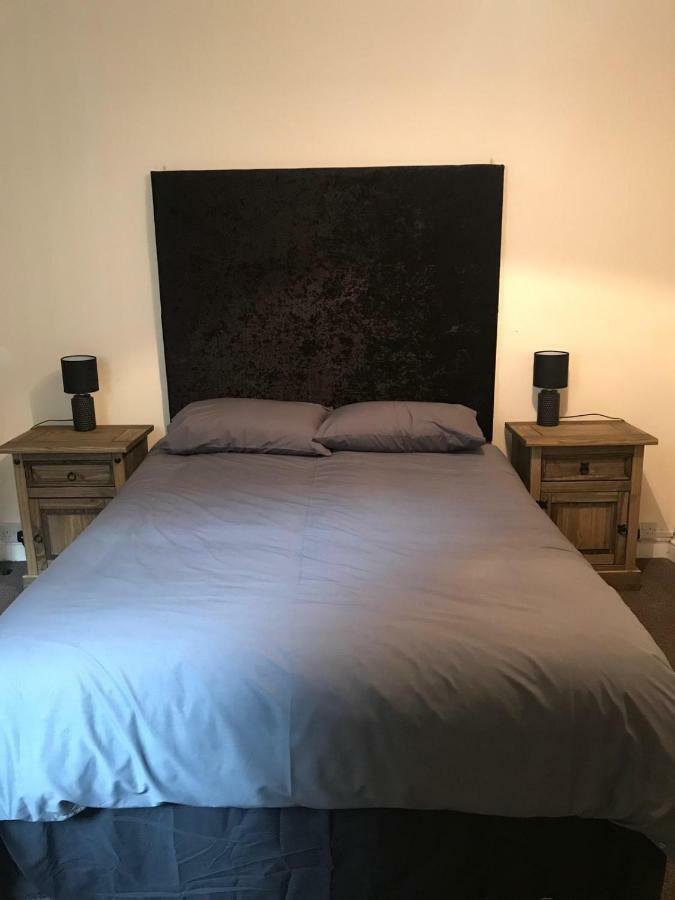 Apartment With Tower View 2