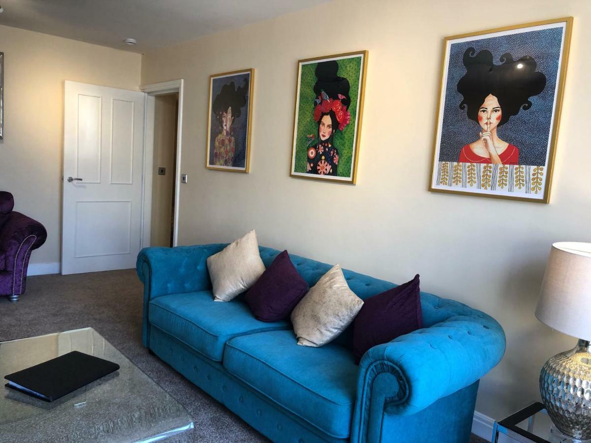 The Place Apartment *
