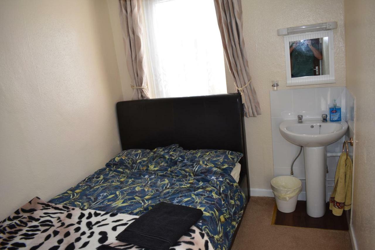 Guest house Three Piers Blackpool