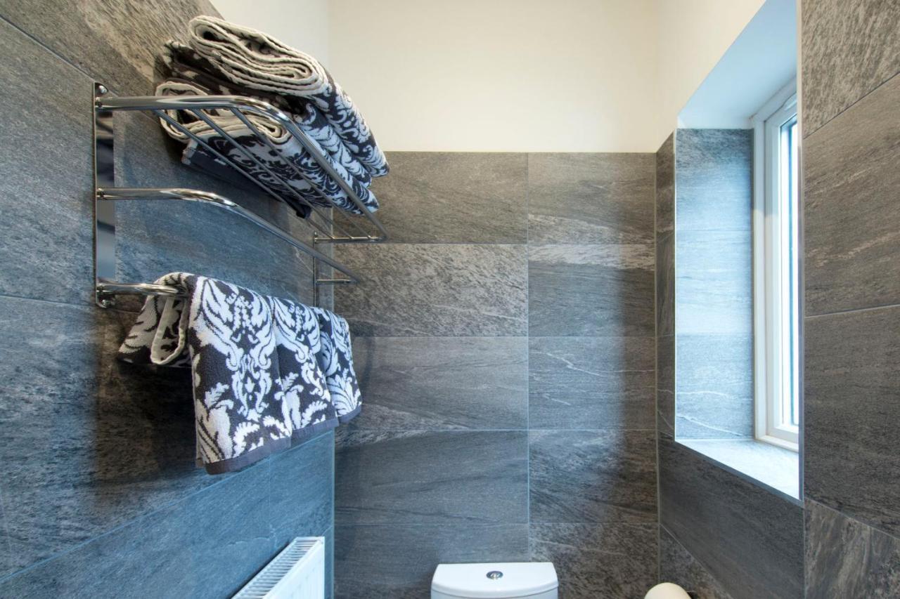 Blackbird Luxury 1 *