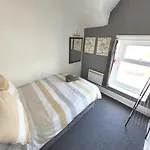 The Bromley Central Holiday Home - Blackpool Resort Collection