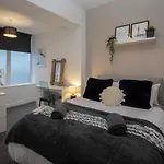 Bank Street Apartment 6