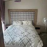 Luxury 6 Berth Caravan, Marton Mere