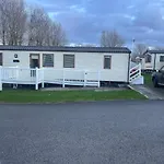Luxury 6 Berth Caravan, Marton Mere