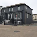 Serenity Holiday Apartments
