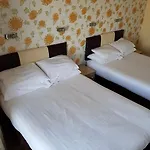 Stretton Hotel