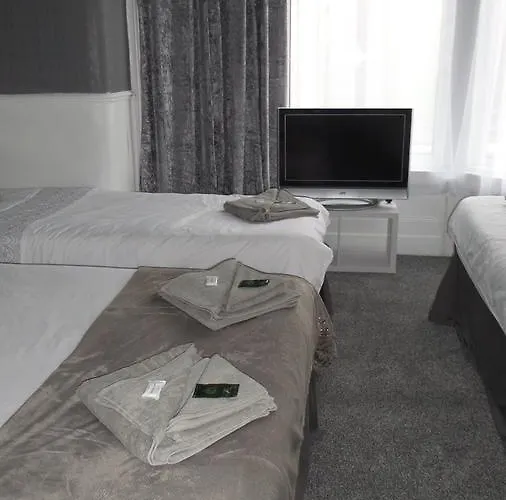 Iona Hotel