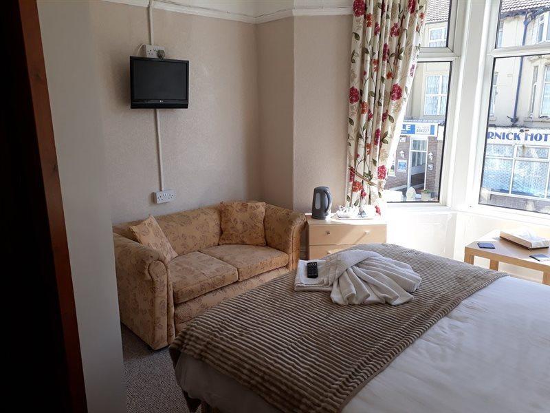 Lynwood 3* Blackpool