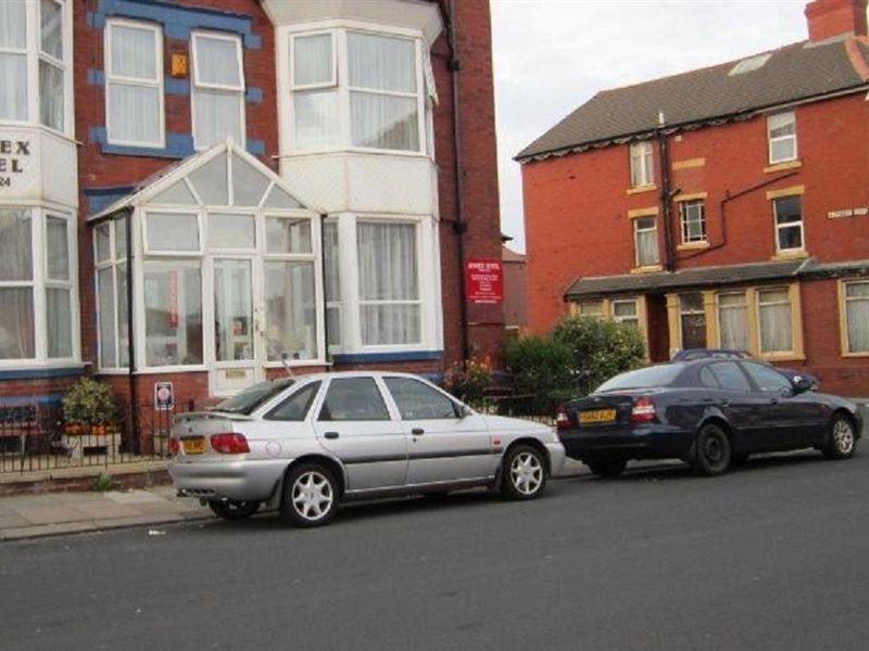 Sussex 3* Blackpool