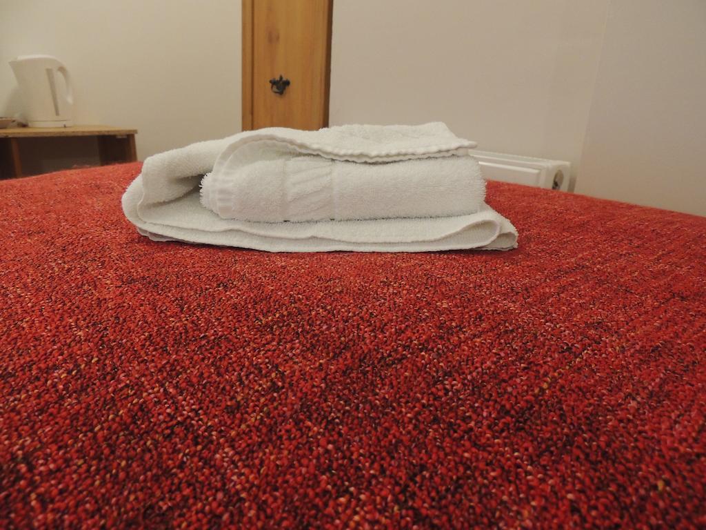 Hotel White House 2*