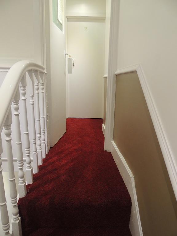 White House 2* Blackpool
