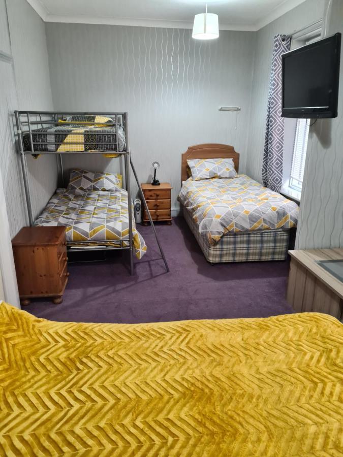 Crompton House 2* Blackpool