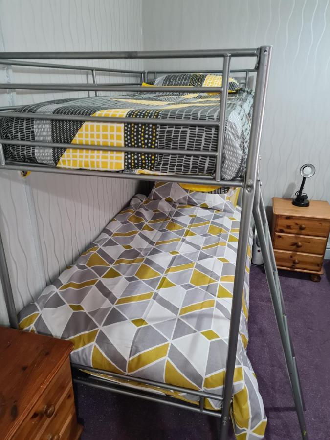 Crompton House Bed & Breakfast