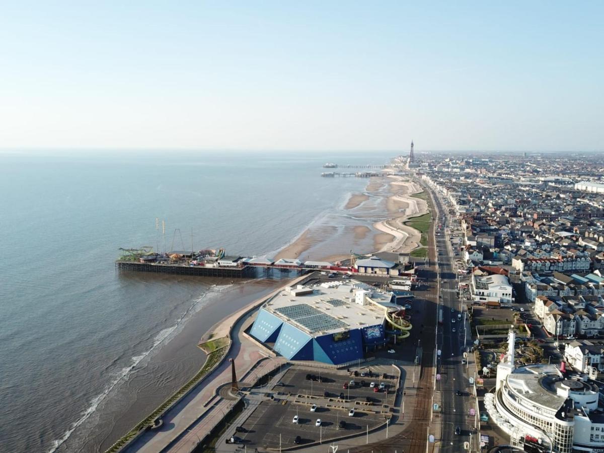 Valdene 3* Blackpool