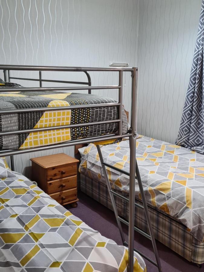 Crompton House 2* Blackpool