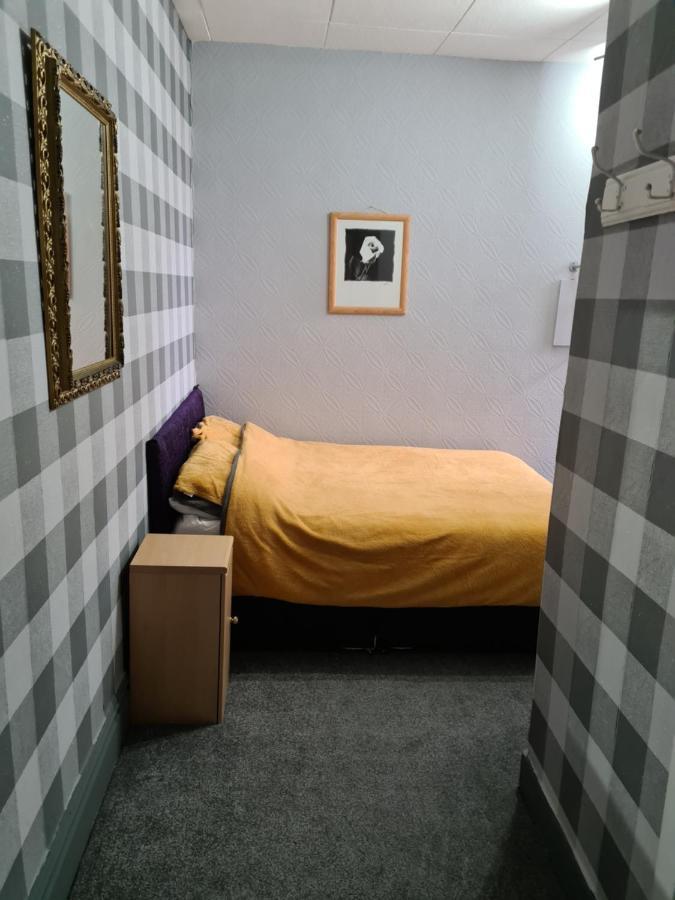Bed & Breakfast Crompton House Blackpool