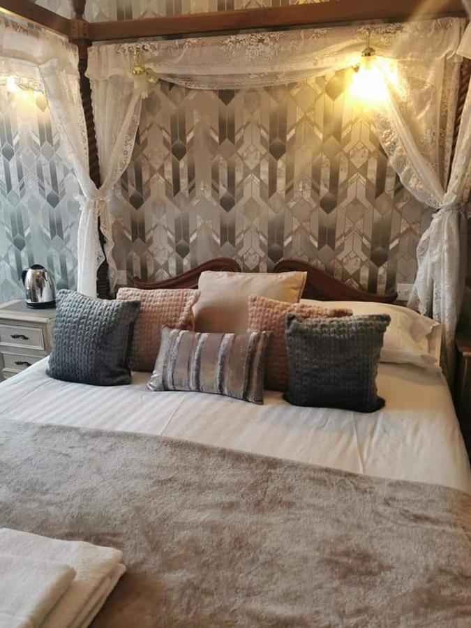 The Trafalgar Guest house 3*