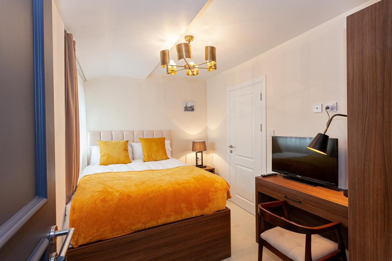 Balin Lonsdale Hotel