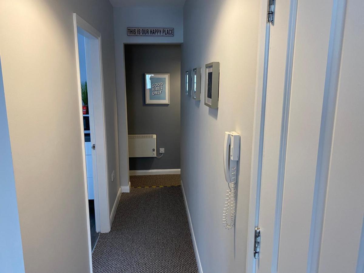 Sleepover 1 Free Parking Sleeps 6 Apartment