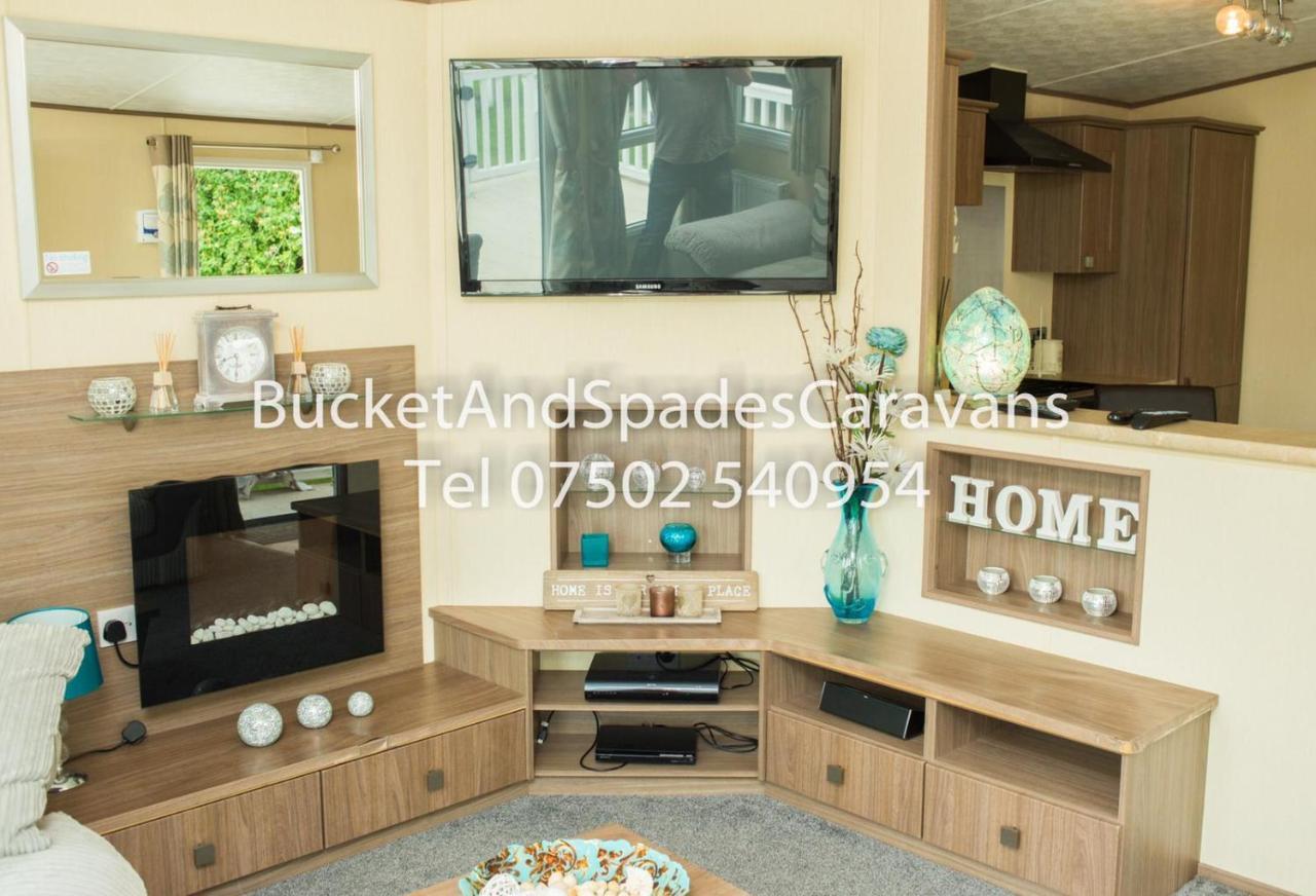 Campsite Caravans Marton Mere Blackpool